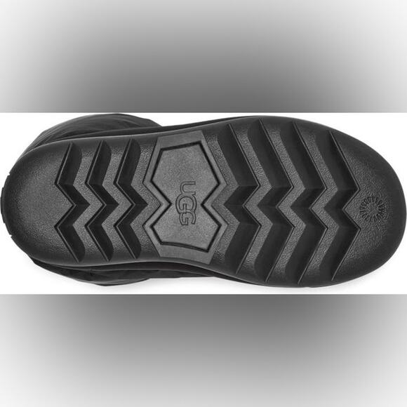 Ugg Classic Maxi Short Boot Size 5 NWT - Picture 8 of 12